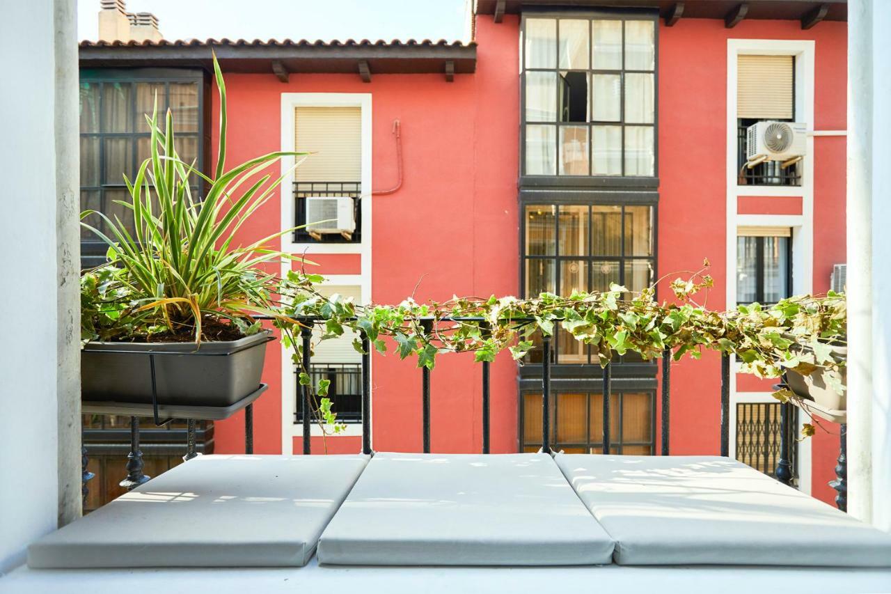 Apartamento Santa Ana Boutique Madrid Exterior foto